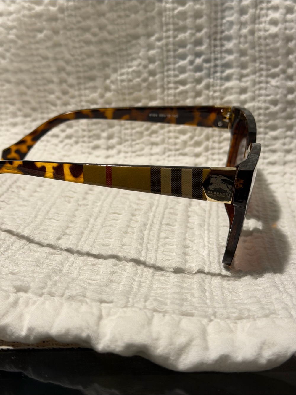 Burberry Tortoiseshell Frame Sunglasses with Brown Gradient Lenses - Picture 8 of 8